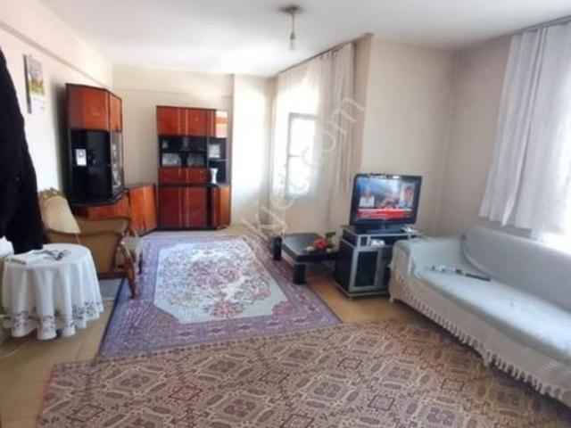 Esenler De N.kemal'de Satılık 3+1, 125 M2, Metroya 1 Dakika