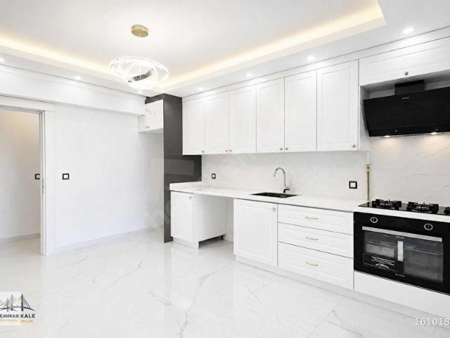ESENLER EMLAK ÇANAKKALE LÜKS DENİZ MANZARALI 3+1 DAİRE