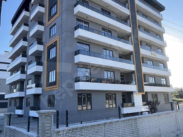 Esenler'de Sıfır, 3+1, 135mLüks Daire Ebeveyn banyo giyim oda
