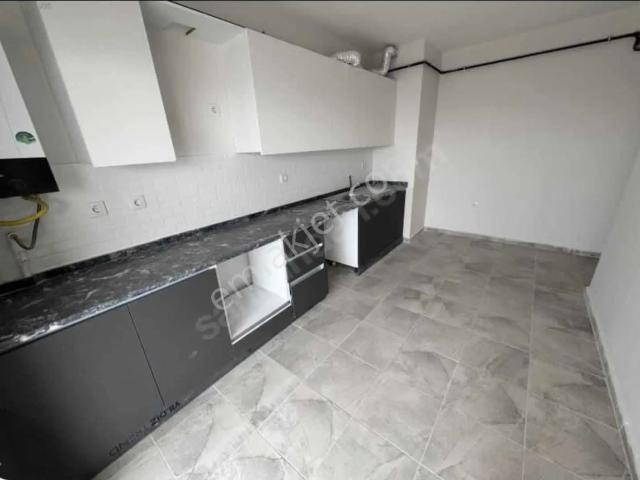 Esenler'de Satılık Sıfır 125m2 Oturuma Hazır 3+1 Lüks Daire!