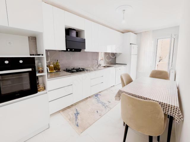 Esenlik Mah. Yeşilyurt Hastanesi Yakını 3+1 Satılık Daire
