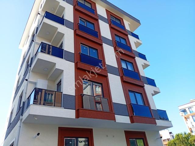 Esentepe' Adliye Hastane Metroya Yakın 3. Kat Kiralık 2+1 Daire