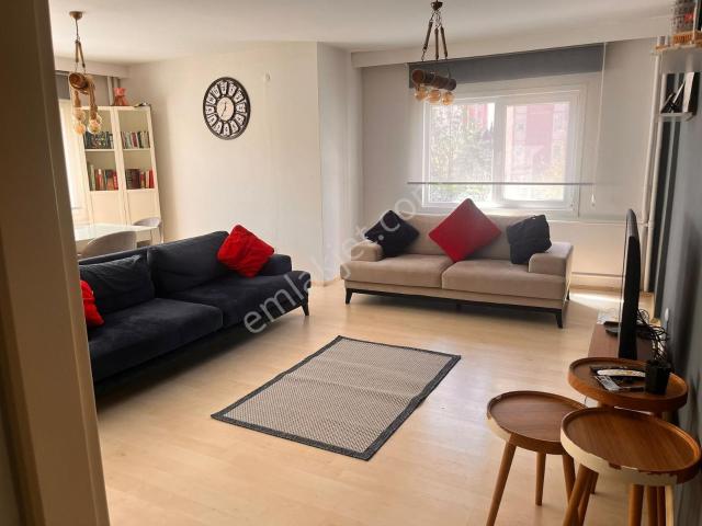 Esentepe Mahallesi'nde Merkezi Konumda Full Yapılı Kiralık Daire