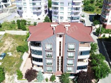 Esentepe Mahallesi'nde Satılık Fırsat 4+1 Lüks Daire