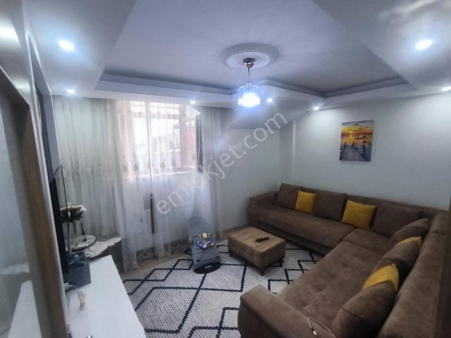 Esentepe Mah'de 2+1 75m2 4 Yıllık Satılık Bahçe Katı
