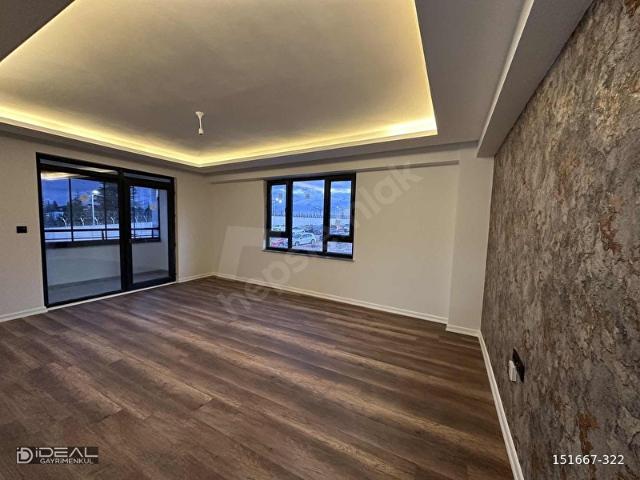 ESENTEPE MH. TEİ YANI ZEMİNDEN ISITMALI SATILIK LÜKS 3+1 DAİRE
