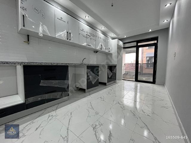 ESENTEPE MH. YERDEN ISITMALI, E.BANYOLU 2+1 DAİRE