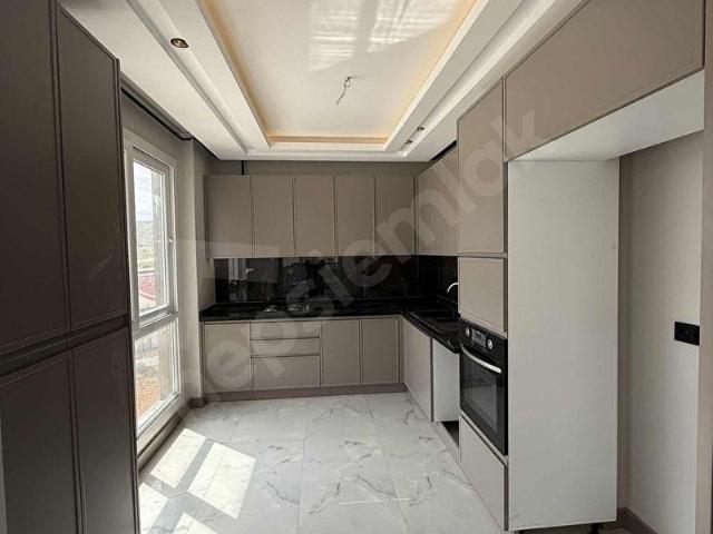 ESENTEPEDE HAVUZLU SİTEDE 4+1 SIFIR ULTRA LÜKS KİRALIK DAİRE!