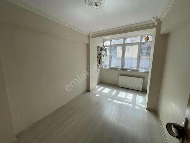 Esentepe'de Kiralık Daire