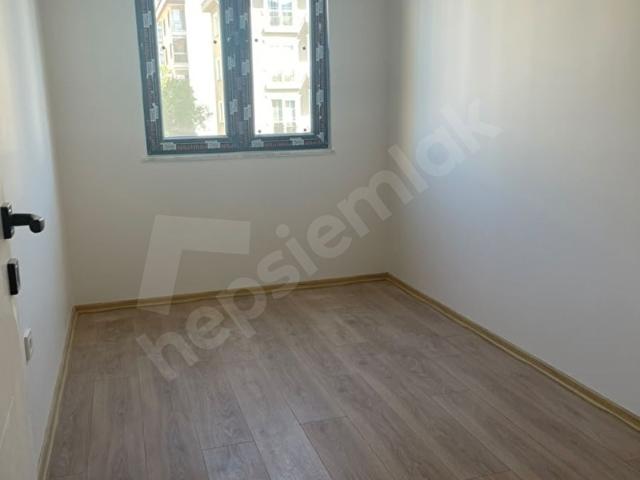 ESENTEPE'DE PRESTİJLİ CADDEDE SATILIK DAİRE MİRHAN ATALAR'DAN