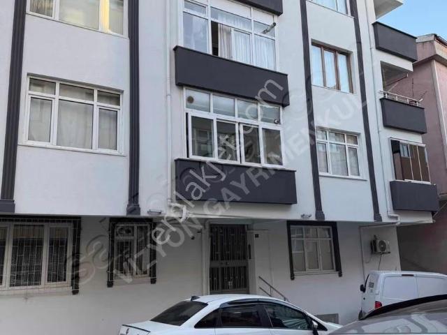 Esenyalı Mh İstiklal Caddesi Ptt Yakınında Kiralık Daire