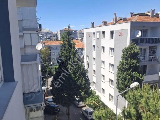 Esenyali Da Amrrikan Koleji Ve Katipçelebi Hastane Yakini