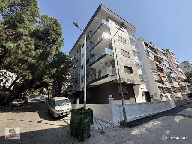 ESENYALI MAH.'DE AMERİKAN KOLEJİ YAKINI 2+1 SIFIR SATILIK DAİRE