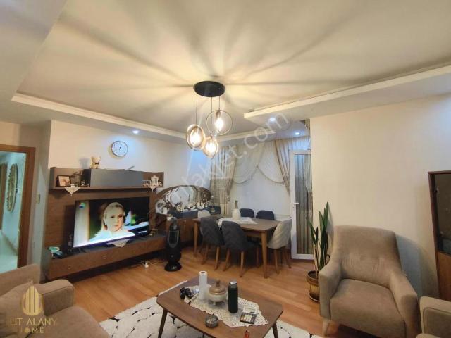 Esenyut Akçaburgazda Satılık Lüks 3+1 Dublex Daire