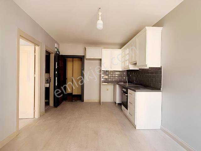 Esenyurt Tutku Center Kiralık Temiz 1+1 Daire