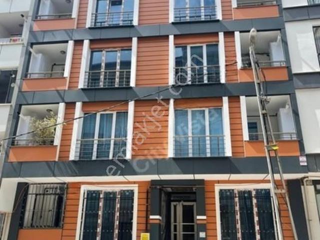 Esenyurt Üçevler'de Kiralık 2+1 Daire