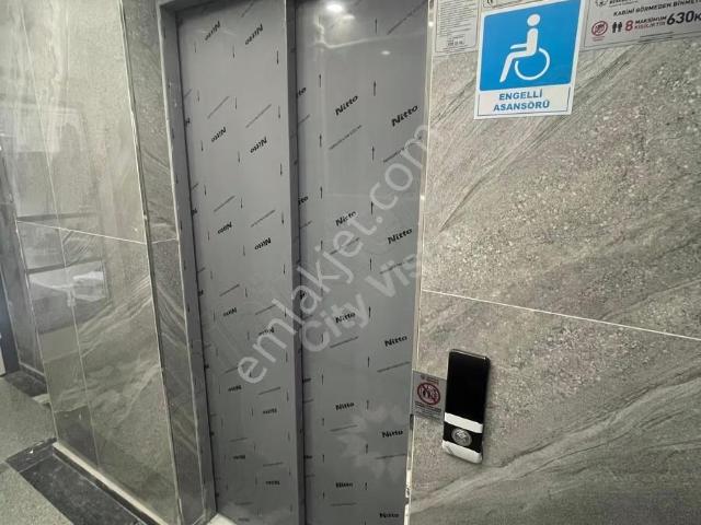 Esenyurt Üçevler'de Kiralık 2+1 Daire açıklamayı Okuyunuz