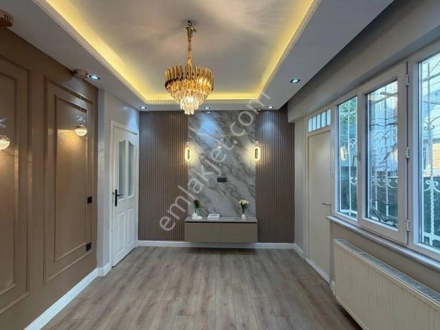 Esenyurt Yenikent Mahallesi 3+2 150 M2 Ters Dublex Acil Kiralık Full Dekorlu Boş Daire Meydana 5 Dk