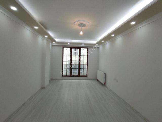 Esenyurt Akçaburgaz Mah Sıfır 150,m2 4+2 Dublex Daire