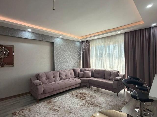 Esenyurt Akevler Mahallesi 2+1 14.kat Full Eşyalı Acil Kiralık Daire Full Konsept Site İçerisinde