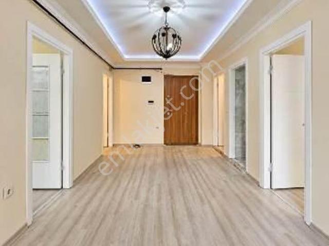 Esenyurt Balıkyolu Mh. 2+1 Aydınlık Bodrum Katı 2+1