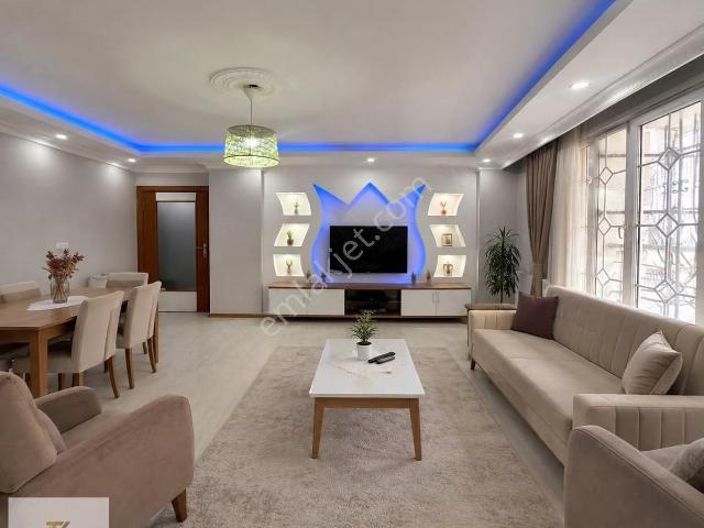 Esenyurt Hürriyet Mah 2+1 Dekorlu Yüksek Giriş 95m2 2.550.000 Tl