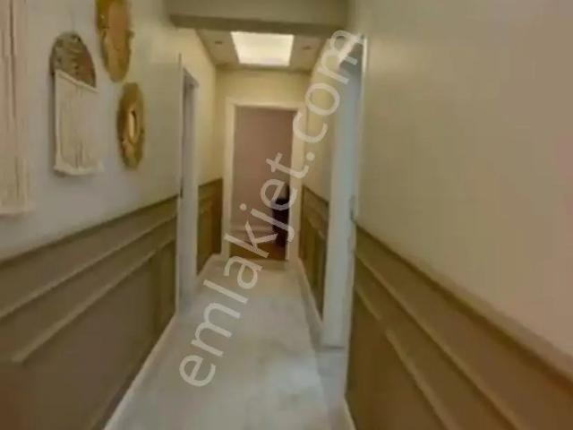 Esenyurt Merkezde Sitede Teraslı 3+1 Daire