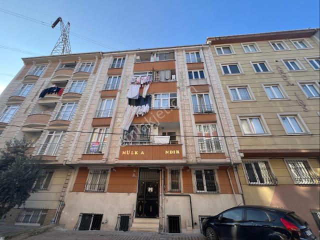Esenyurt Metrobüse 5 Dakika Dolmus Mesafesinde Satilik 2+1 Asansörlü Daire