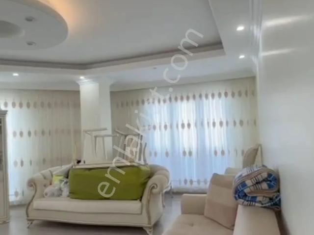 Esenyurt Çınar Mahallesi'nde 3+1 Kiralık Eşyalı Daire