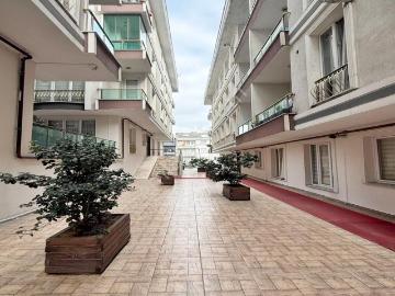 Esenyurt Necip Fazıl K.mah Olcaylar Doruukent Sitesi 2+1 Kiralık