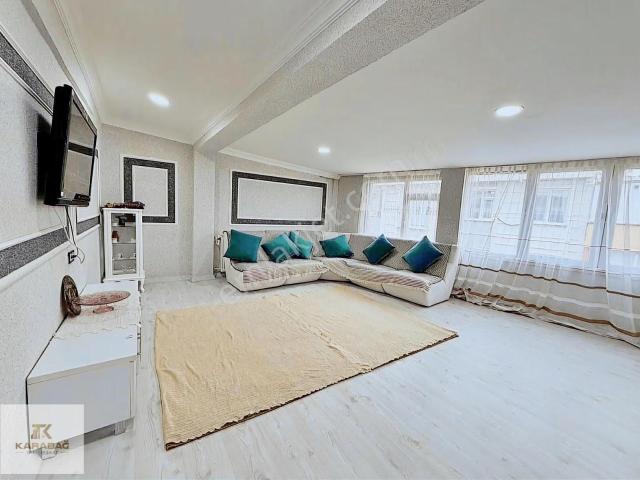 Esenyurt Osmangazi Mah.yürüyüş Yoluna Yakın 4+2 240m2 Dubleks