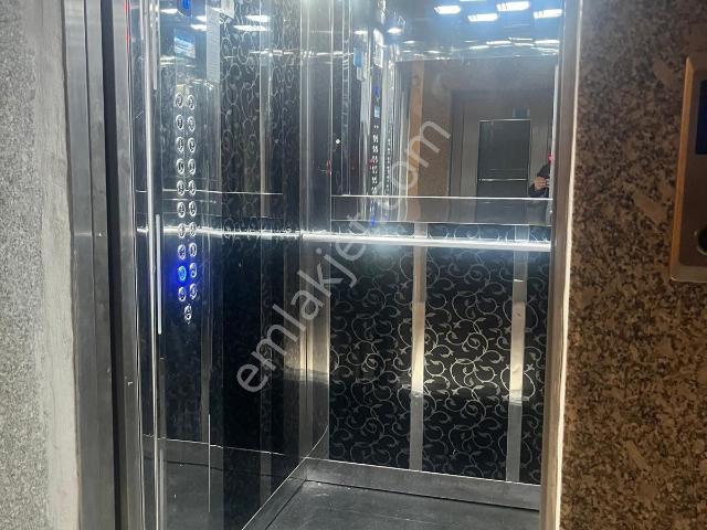 Esenyurt Özyurtlar'da 1+0 Eşyalı Daire