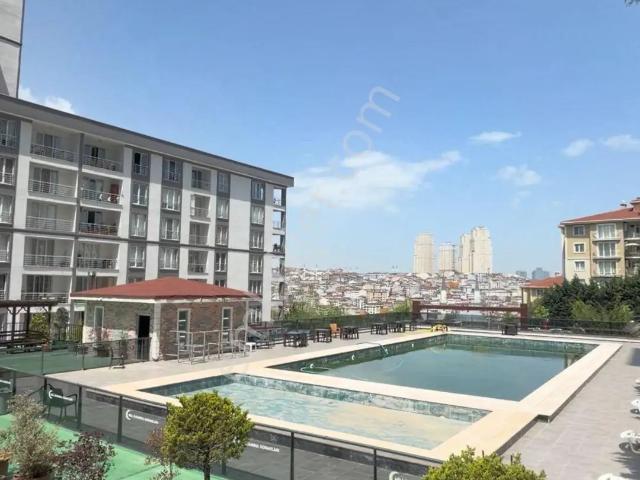 Esenyurt Piri Reis Mahallesi 2+1 Kiralık Boş Daire Amerikan Mutfak 9.kat Full Konsept Site İçerisind
