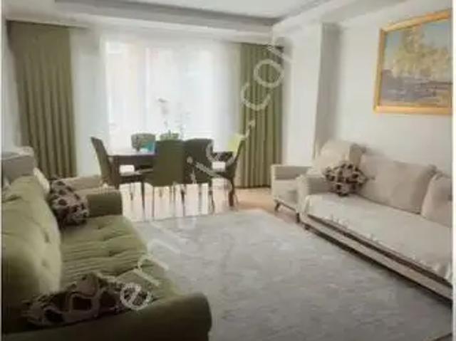 Esenyurt Saadetdere Mah Satılık Daire 3+1 İskanlı Metrobüse Yakın