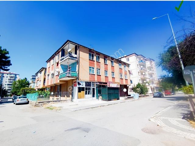 Esenyurt Satılık Kombili 3+1 Daire