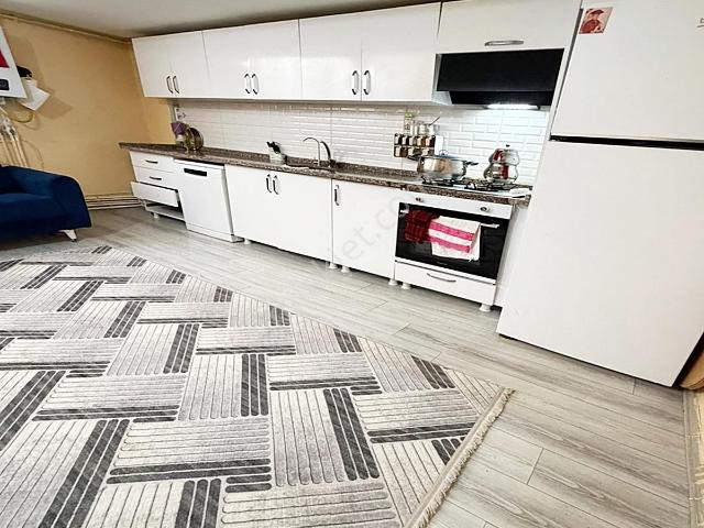 Esenyurt Satılık 4+2 Geniş Bahçe Katı Daire