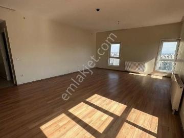Esenyurt Star Towers De Kıralık 2+1 Daire