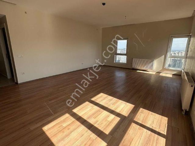 Esenyurt Star Towers De Kıralık 2+1 Daire
