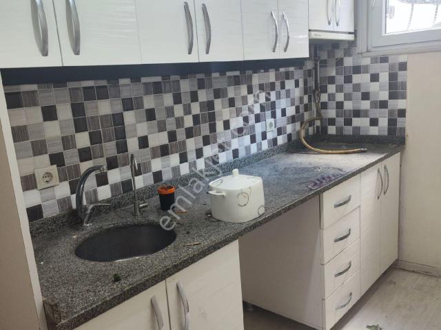 Esenyurt Sultaniye Mahallesi 617 Sokak No 24 Bahçe Katı 2+1 Balkonlu Yabancıya Uygun