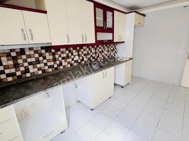 Esenyurt Süleymaniye Mah. Kelepir 2+1 Boş Giriş Kat Altı Daire
