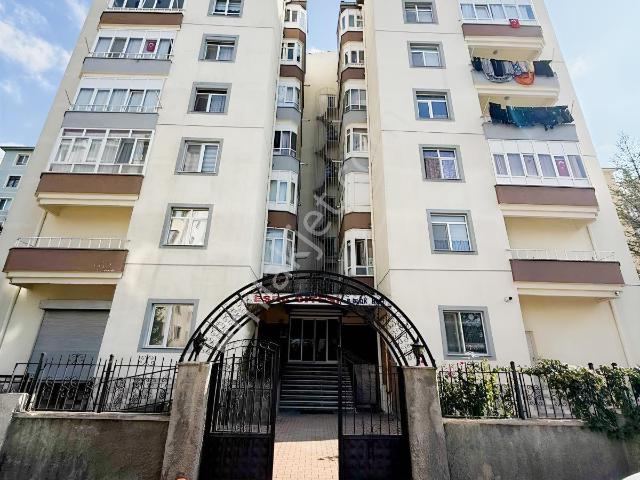 Esenyurt'da 3+1 Kiralık Daire