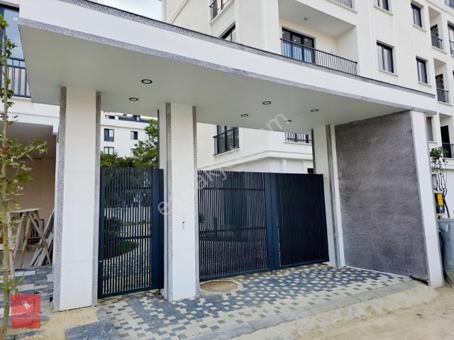 Eser Otel Yanı Sıfır Bahçe Katı 2+1