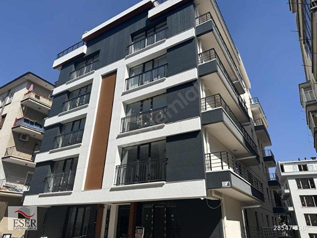 ESER'DEN MALTEPE SAVAŞ SOKAKTA Y.GİRİŞ 2+1 KOMBİLİ SIFIR DAİRE