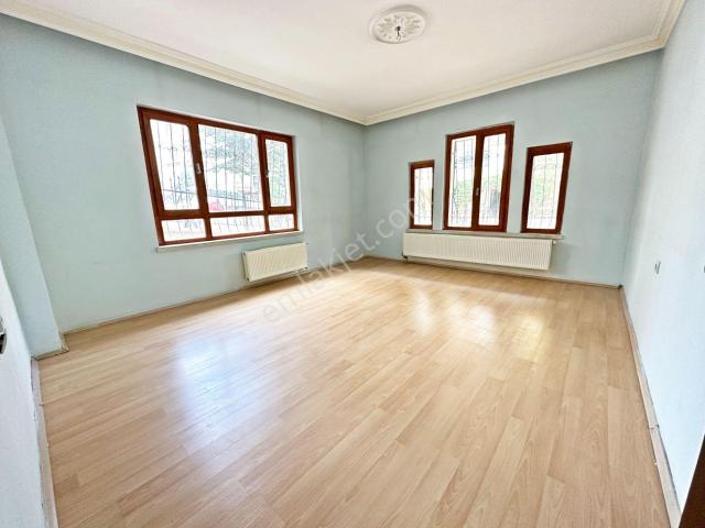 Esertepe Mah. Çambaşı Caddesi Yanı Ön Cephe E.banyolu 3+1 Kilerli Balkonlu 125m²