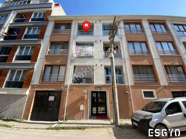 Esgyo'dan Ulusal Egemenlik Bulv. Kapalı Pazar Yeri Yakını 2+1