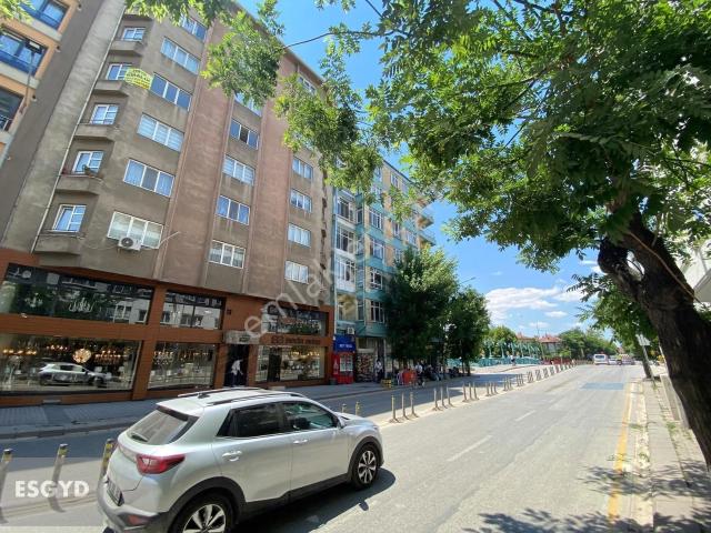 Esgyo'dan Adaların Başında Porsuk Çayı Manzaralı 3+1 Kiralık