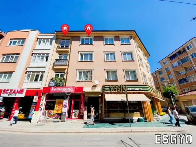 Esgyo'dan Gaffar Okkan Caddesi Üzeri Yasin Past. Üstü 2+1