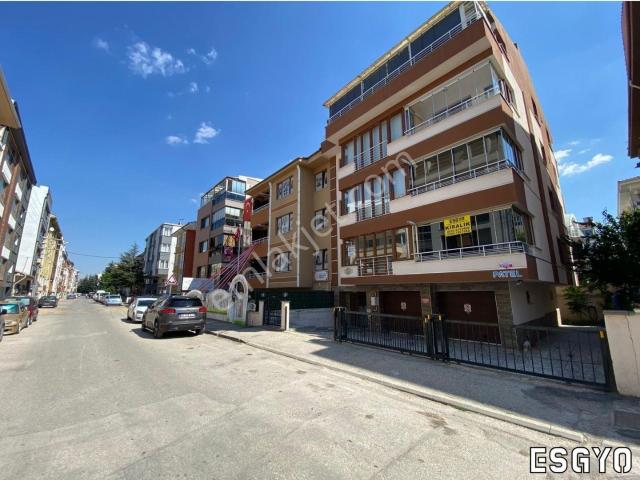 Esgyo'dan Osmangazi Mah Kanlıkavak Yakını Ebeveyn Banyolu 3+1
