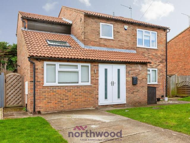 Eskdale Gardens, Maidenhead, SL6 4 bed detached house to rent £2,850 pcm £658 pw