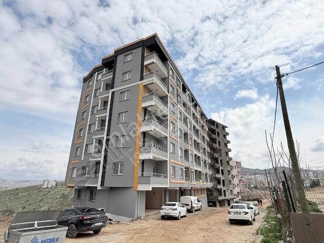 Eski Avm Arkası Satılık 1+1 Daire İsbay Emlak'ta